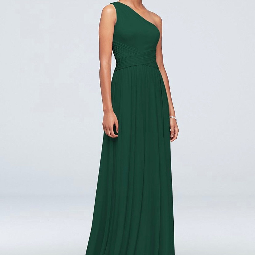 One-Shoulder Mesh Bridesmaid Dress with Full Skirt